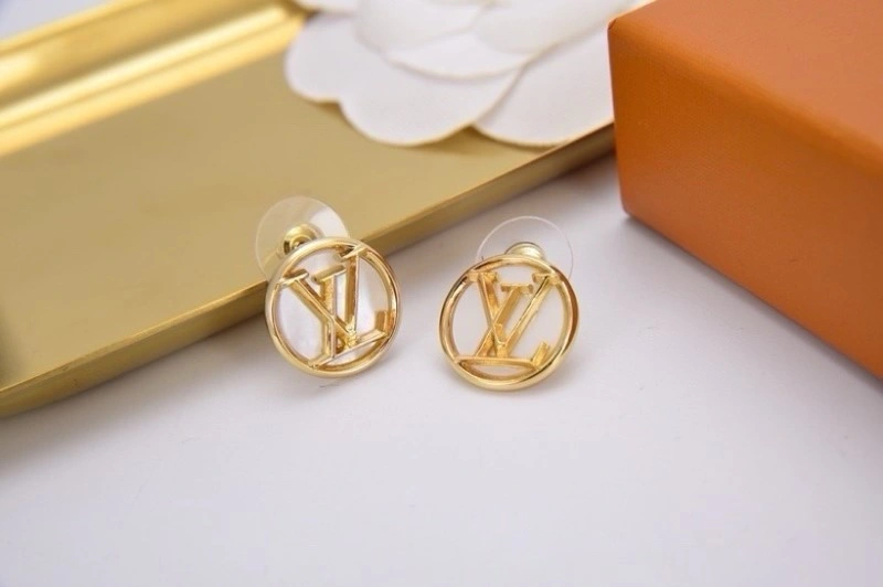 Casual Louis Vuitton Earrings 248023