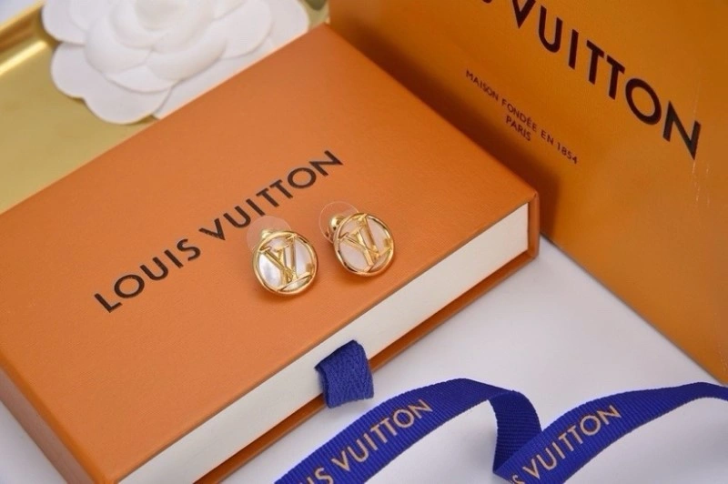 Casual Louis Vuitton Earrings 248023