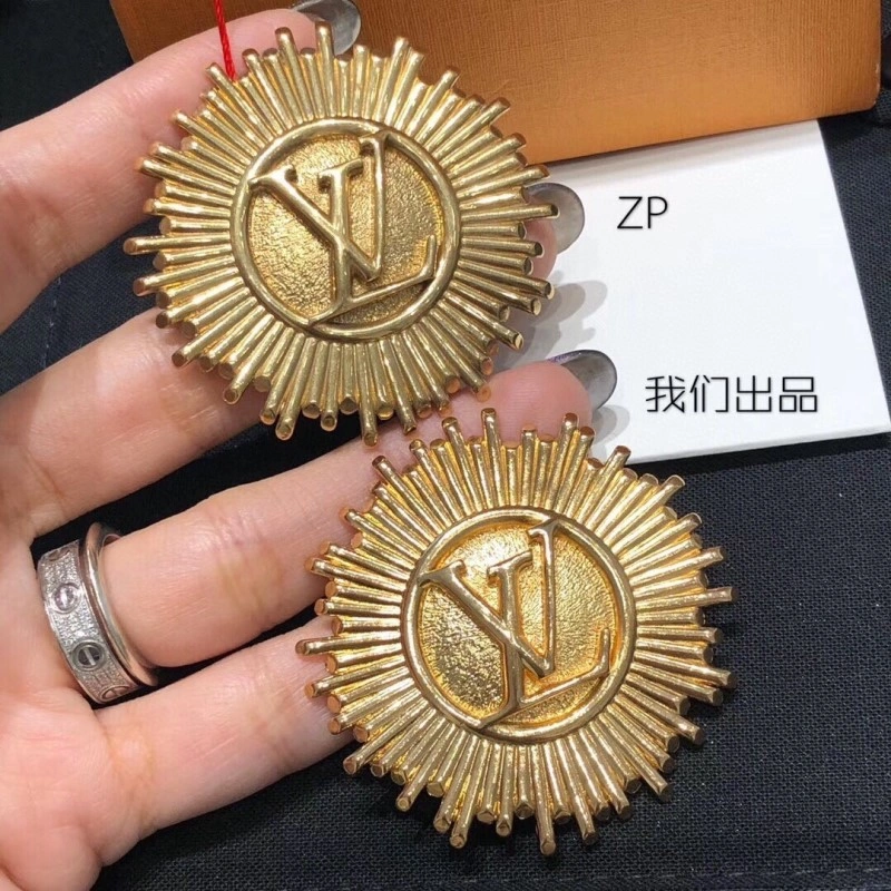Contemporary Louis Vuitton Earrings 248027