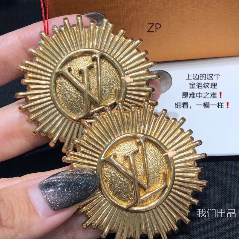 Contemporary Louis Vuitton Earrings 248027