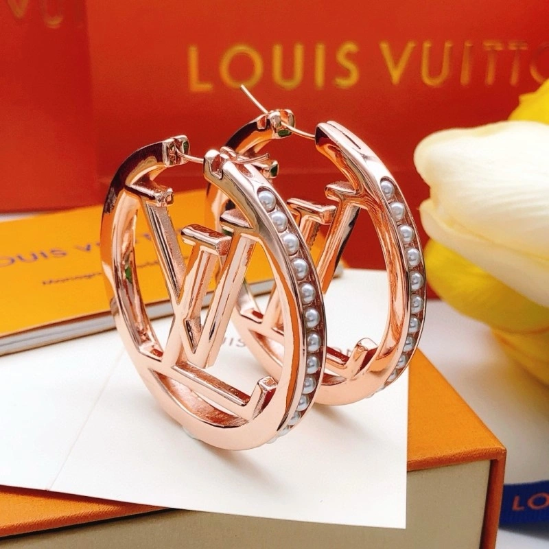 Louis Vuitton Earrings Elegant 248016