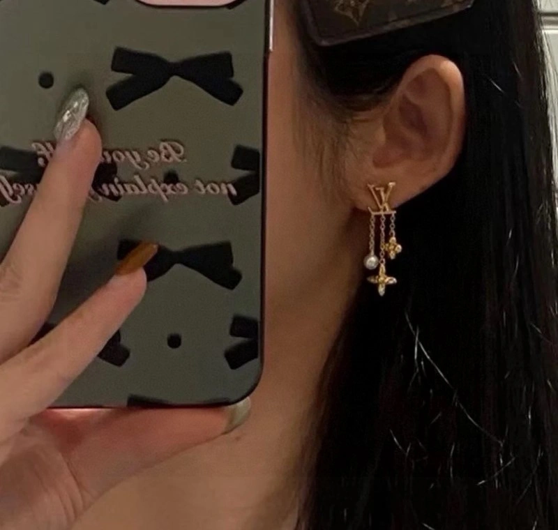 Durable Louis Vuitton Earrings 248014