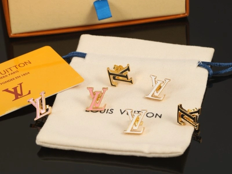 Louis Vuitton Earrings Chic 247987