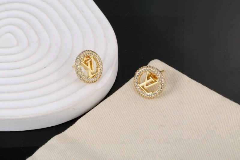 Louis Vuitton Earrings Versatile 247970