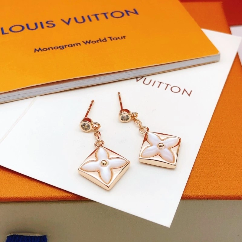 Louis Vuitton Earrings Chic 247962