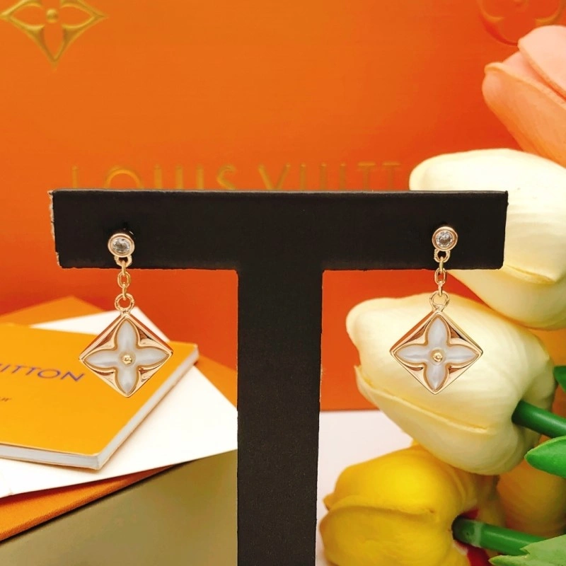 Louis Vuitton Earrings Chic 247962