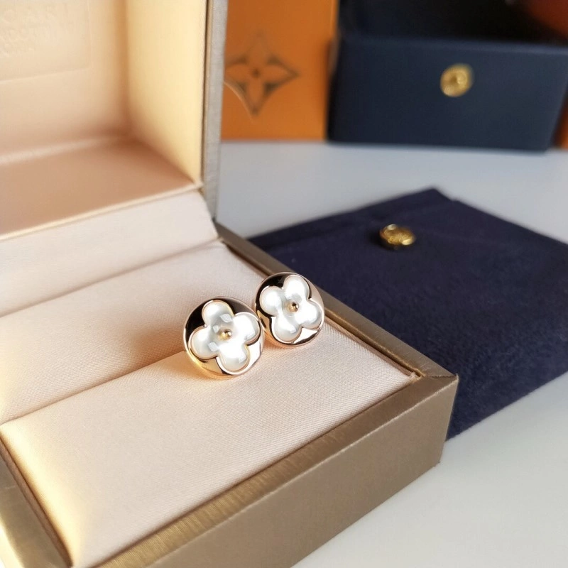 Affordable Louis Vuitton Earrings 247956