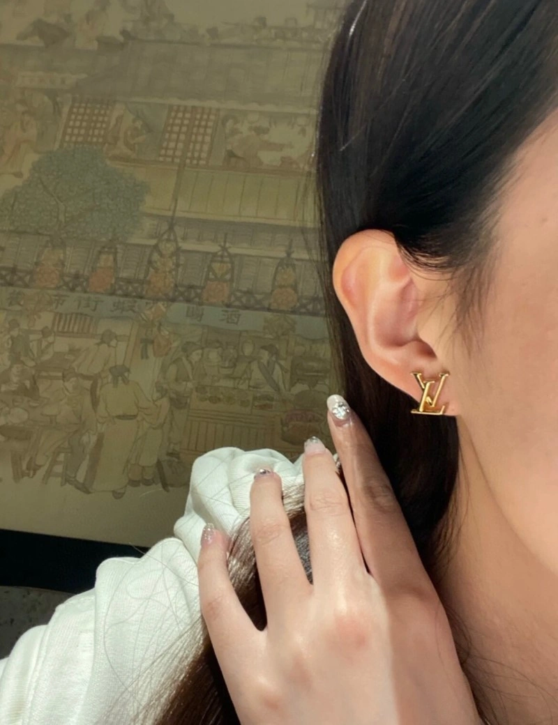 StreetReady Louis Vuitton Earrings 247944