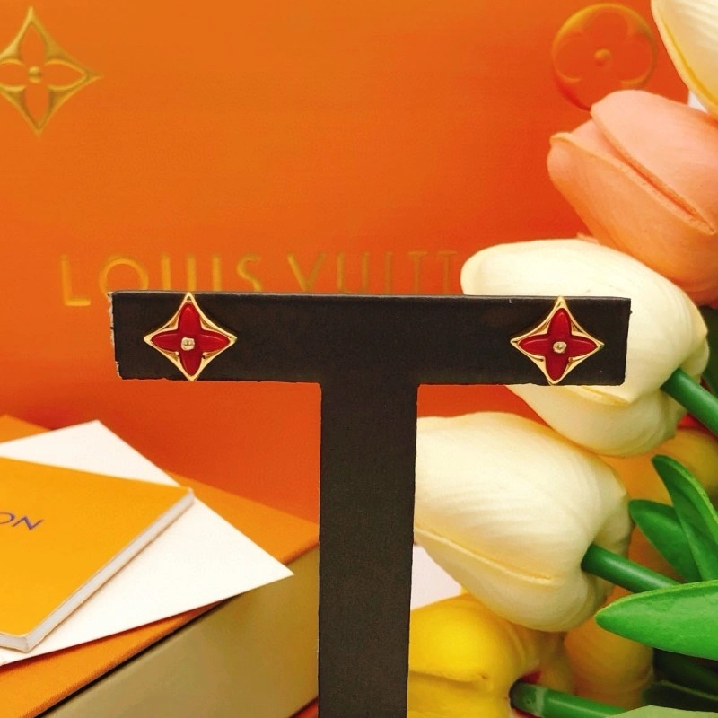 Louis Vuitton Earrings Elegant 247939
