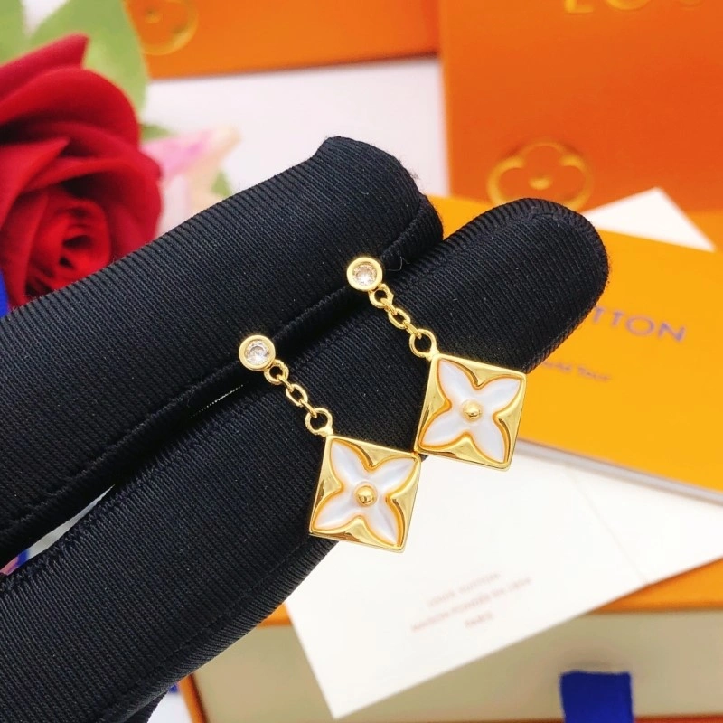 Louis Vuitton Earrings Lightweight 247942