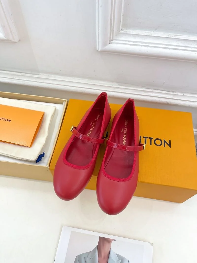 StreetReady Louis Vuitton Flat Shoes 32381