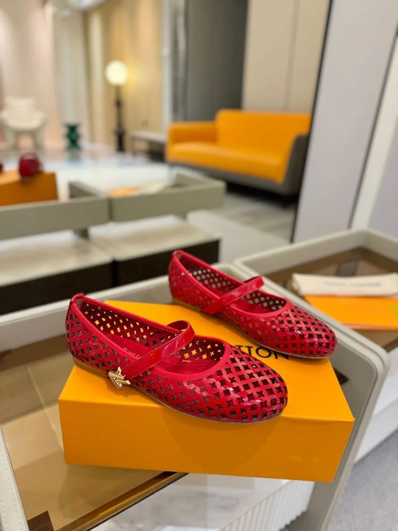 Louis Vuitton Flat Shoes Premium 32007