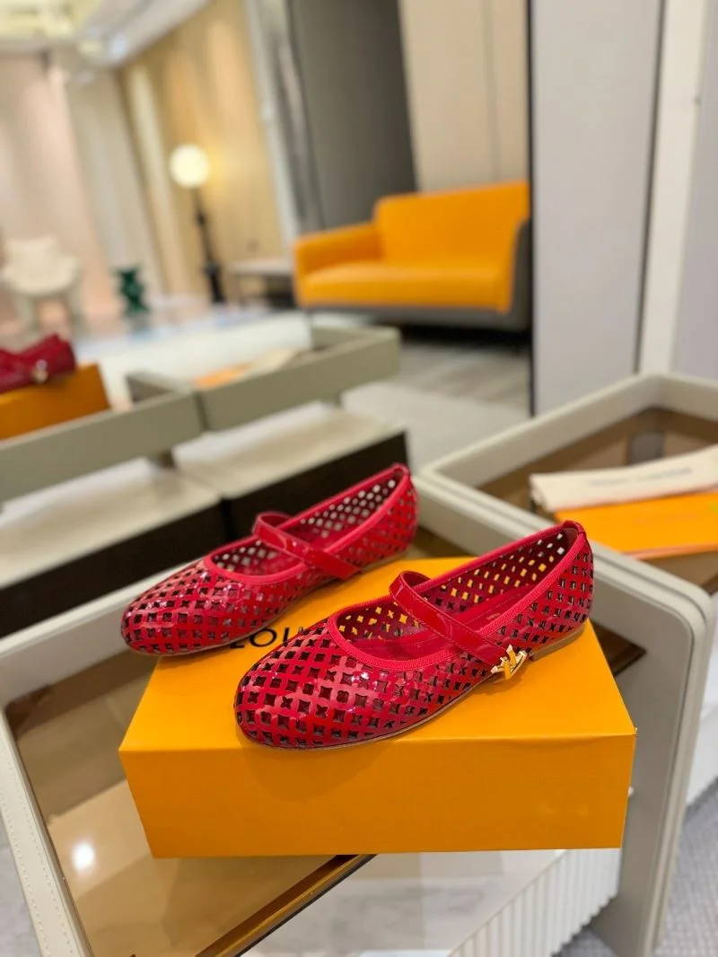 Louis Vuitton Flat Shoes Premium 32007