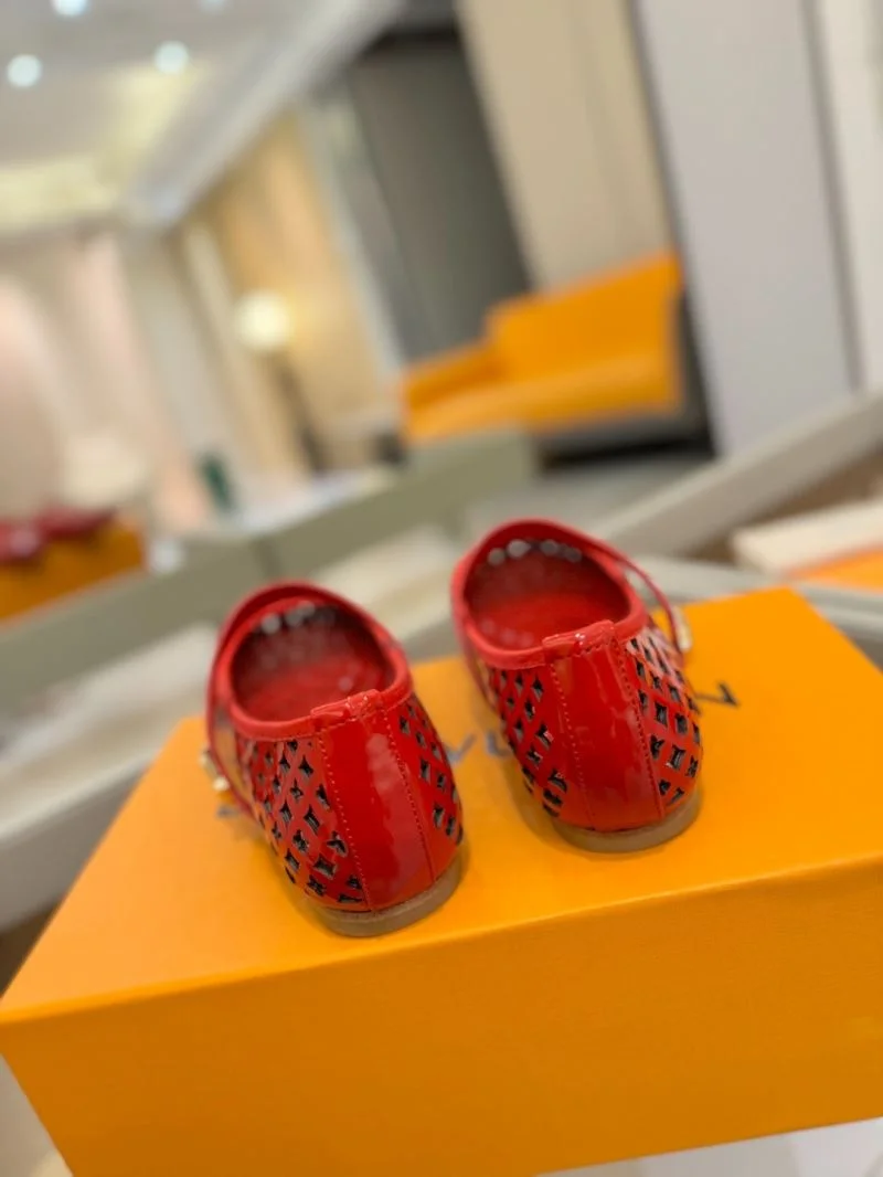 Louis Vuitton Flat Shoes Premium 32007
