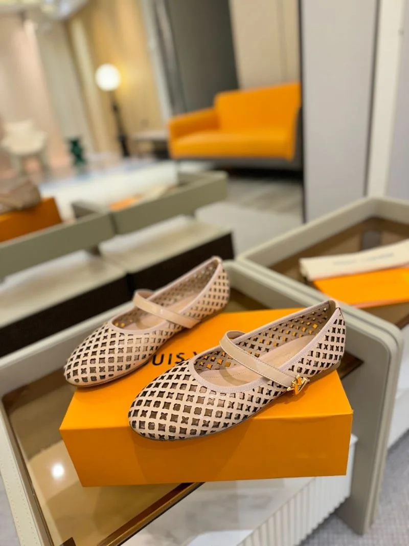 TopPick Louis Vuitton Flat Shoes 32006