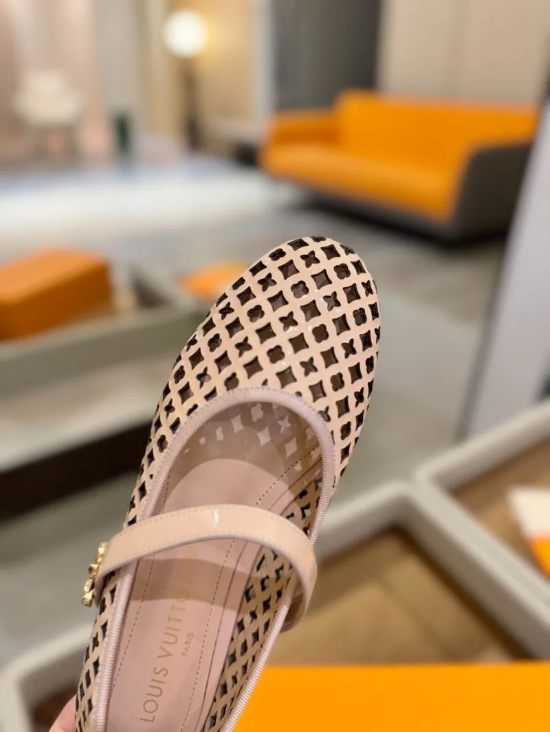 TopPick Louis Vuitton Flat Shoes 32006