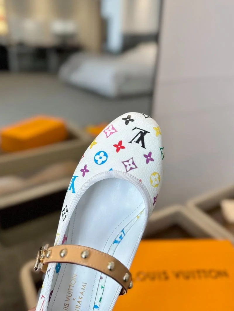 Premium Louis Vuitton Flat Shoes 32004