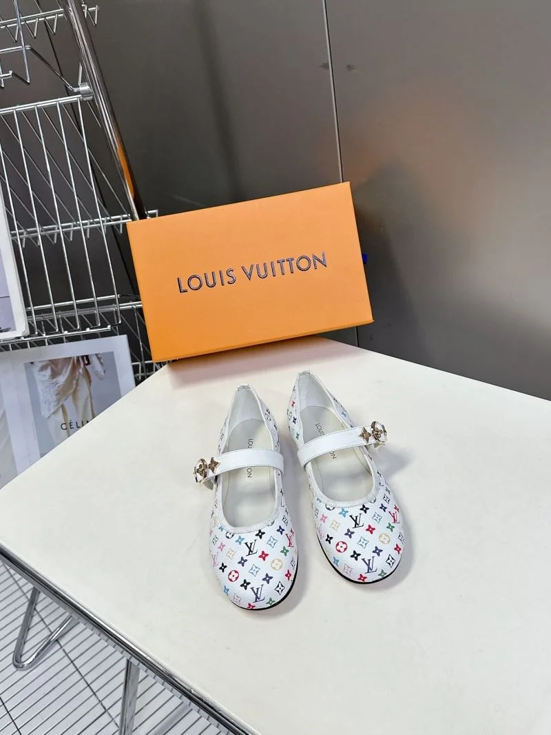 Louis Vuitton Flat Shoes Sustainable 31975