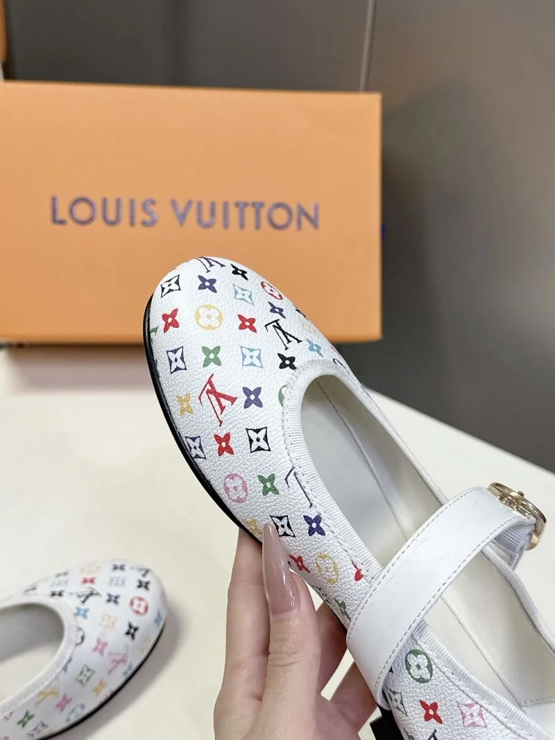 Louis Vuitton Flat Shoes Sustainable 31975