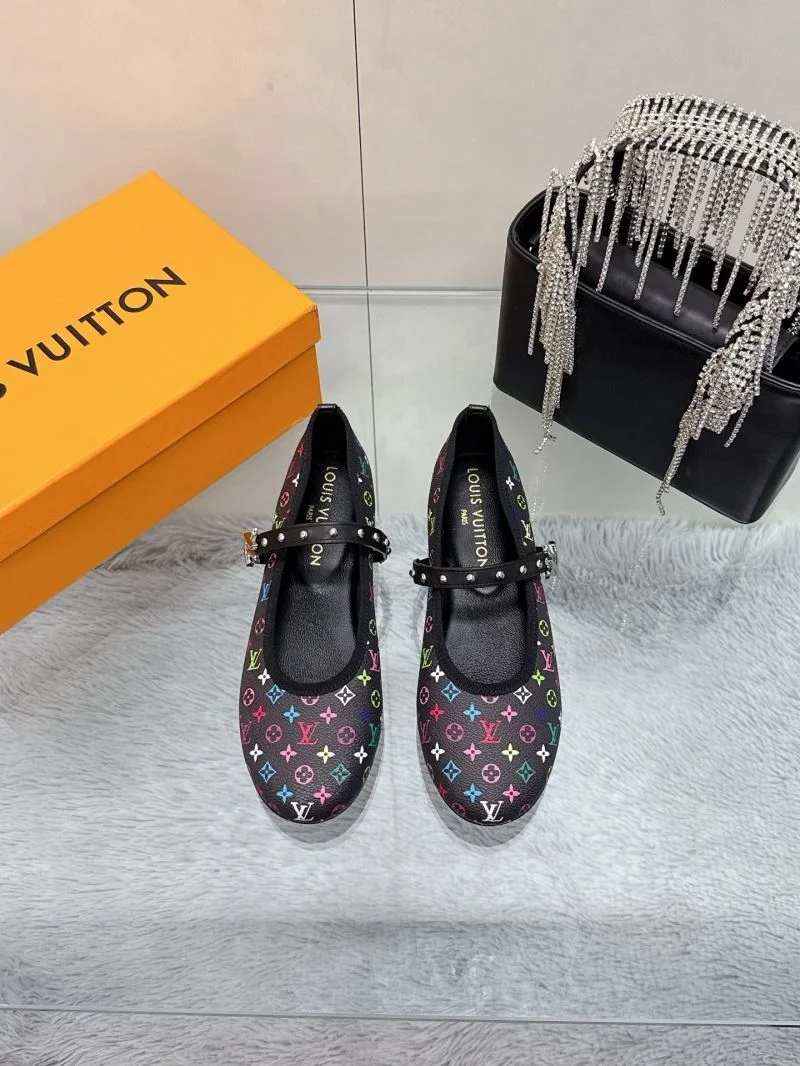Louis Vuitton Flat Shoes Seasonal 31982