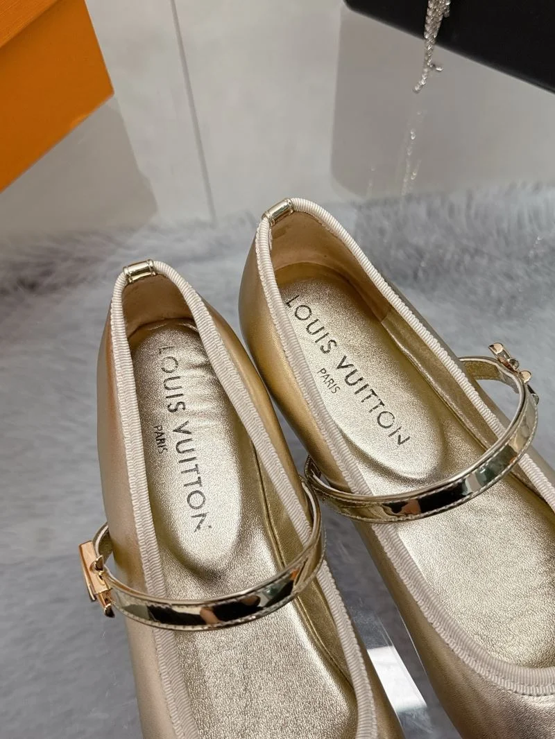 Louis Vuitton Flat Shoes Reliable 31984