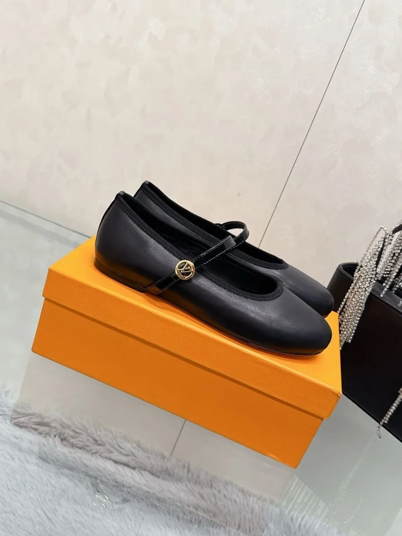 Louis Vuitton Flat Shoes HighPerformance 31999