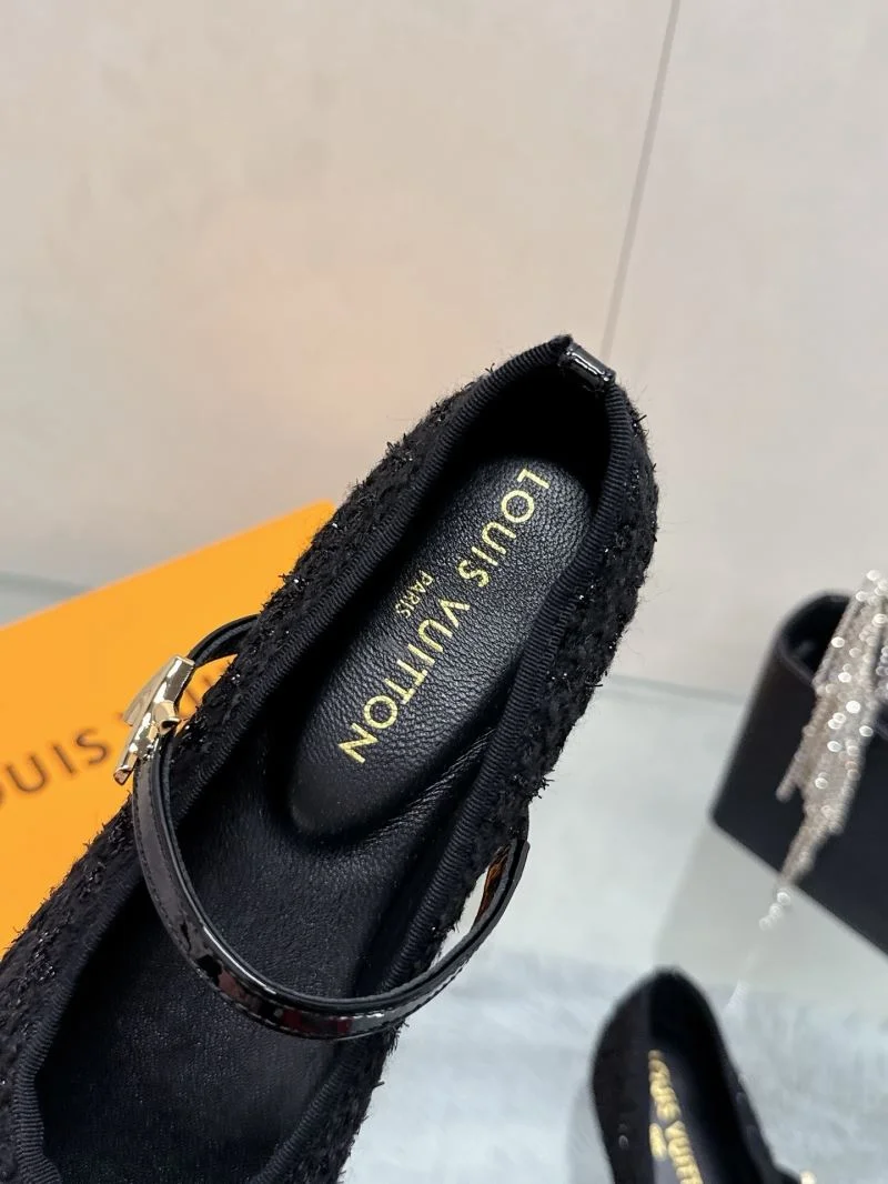 Louis Vuitton Flat Shoes Effortless 31985