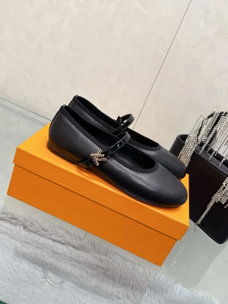 Neat Louis Vuitton Flat Shoes 31987