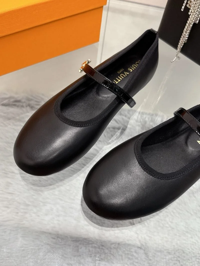 Neat Louis Vuitton Flat Shoes 31987