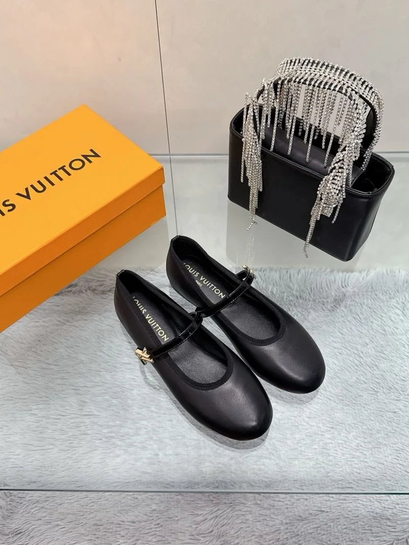 Neat Louis Vuitton Flat Shoes 31987