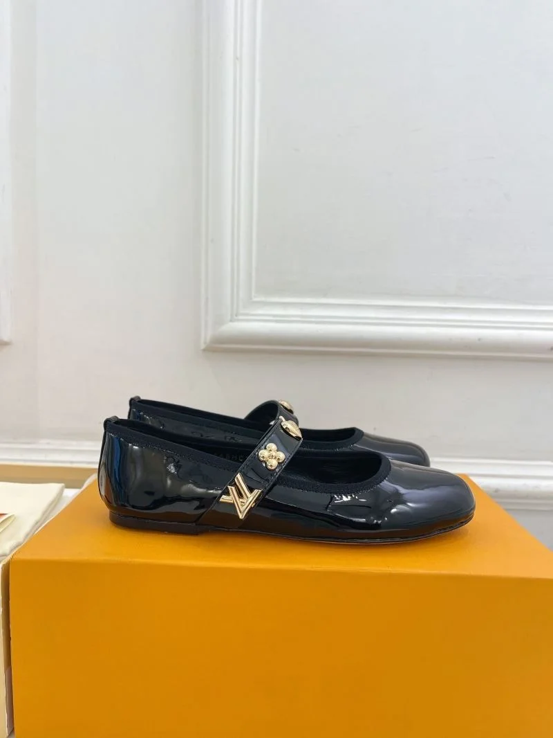 Durable Louis Vuitton Flat Shoes 31329