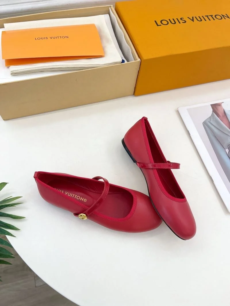 Louis Vuitton Flat Shoes TopPick 31326