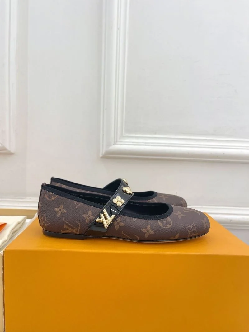 Louis Vuitton Flat Shoes Tailored 31323
