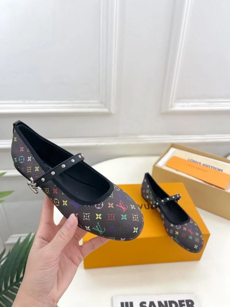 Louis Vuitton Flat Shoes ZipUp 31313