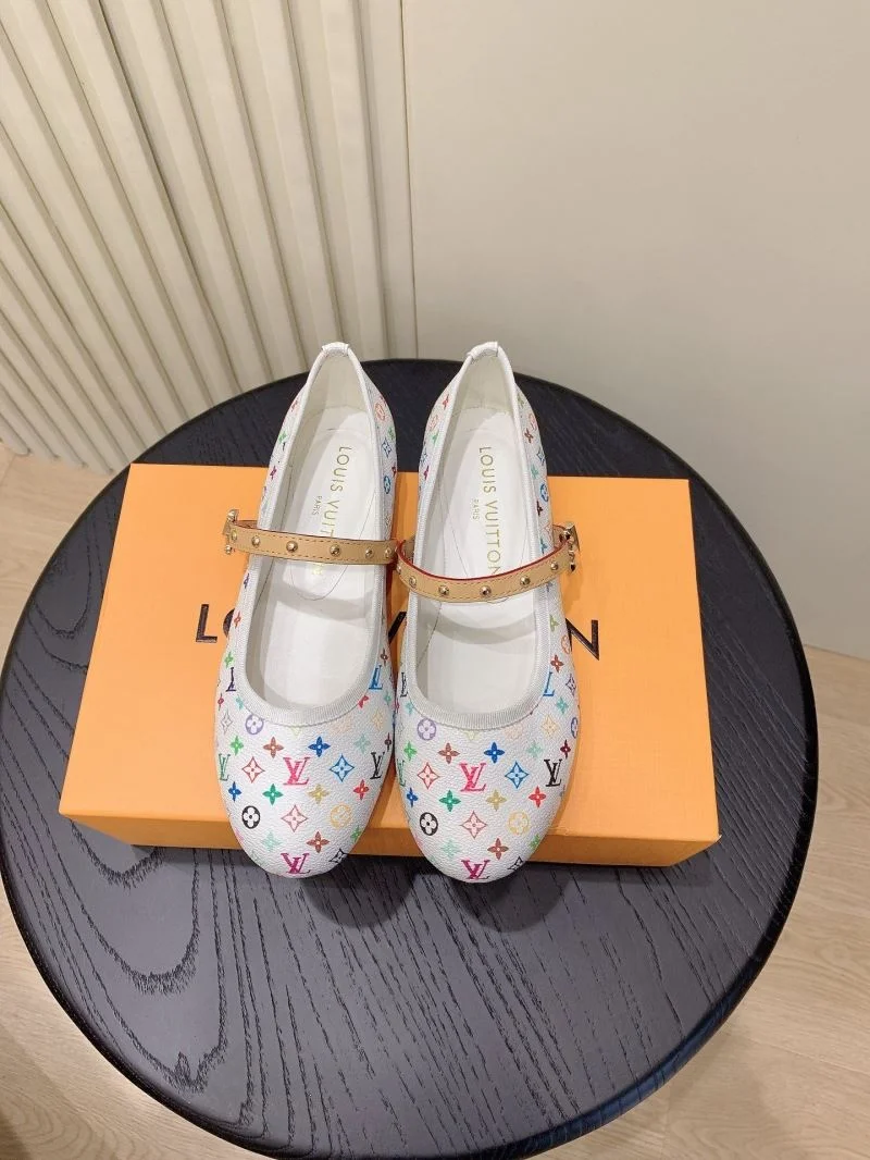 Vibrant Louis Vuitton Flat Shoes 31310