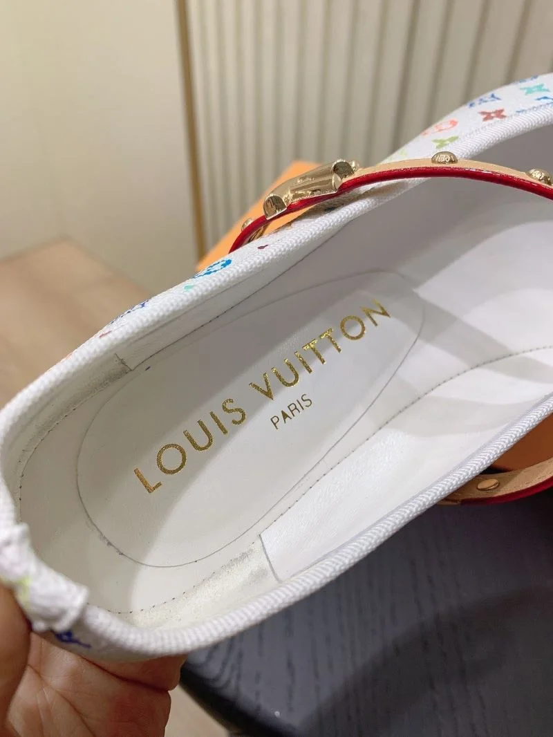 Vibrant Louis Vuitton Flat Shoes 31310