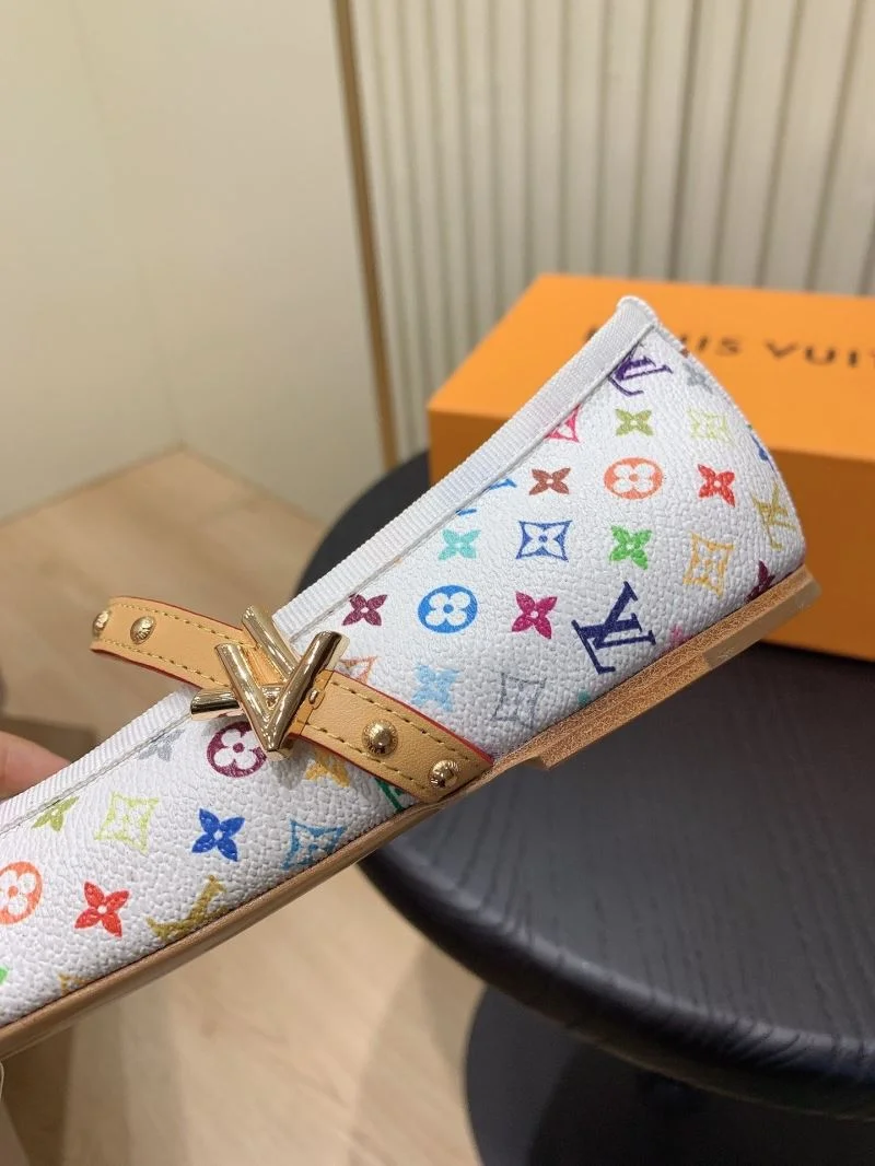Vibrant Louis Vuitton Flat Shoes 31310