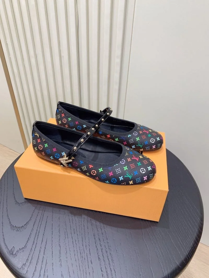 Louis Vuitton Flat Shoes Durable 31296