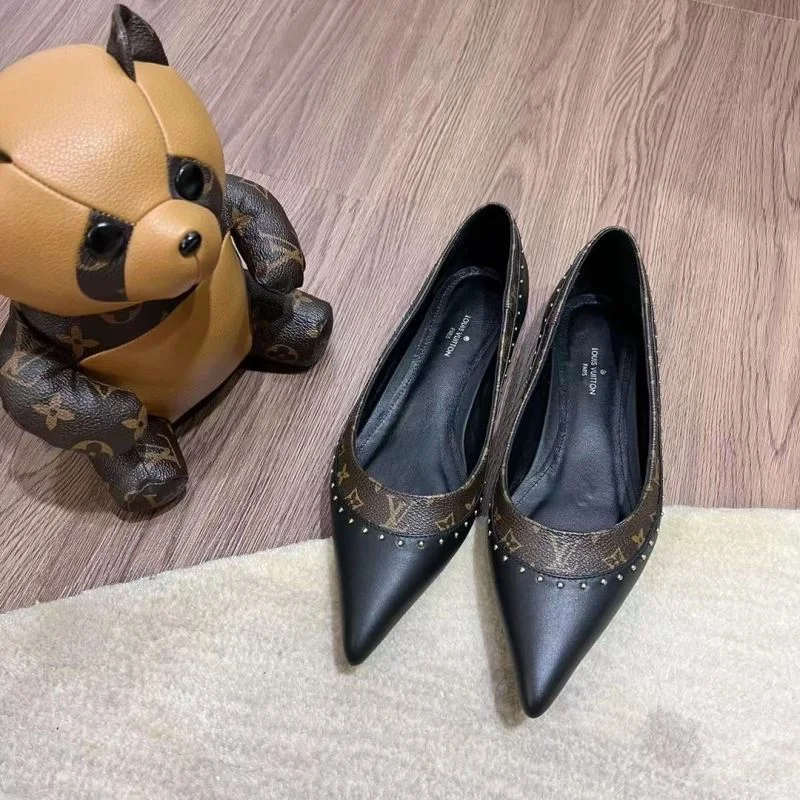 Louis Vuitton Flat Shoes SunProtective 31281