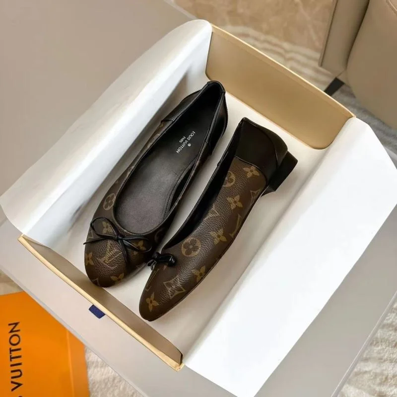 TechFriendly Louis Vuitton Flat Shoes 31304