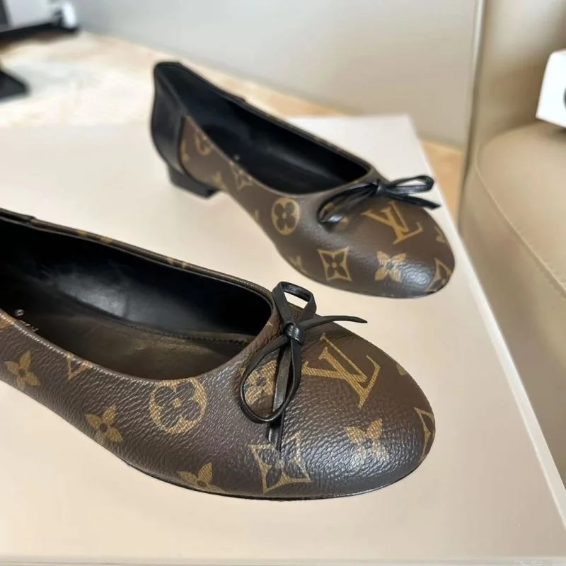 TechFriendly Louis Vuitton Flat Shoes 31304