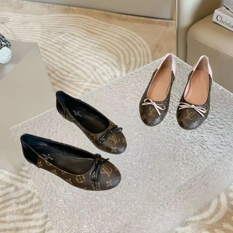 Louis Vuitton Flat Shoes Unique 31312