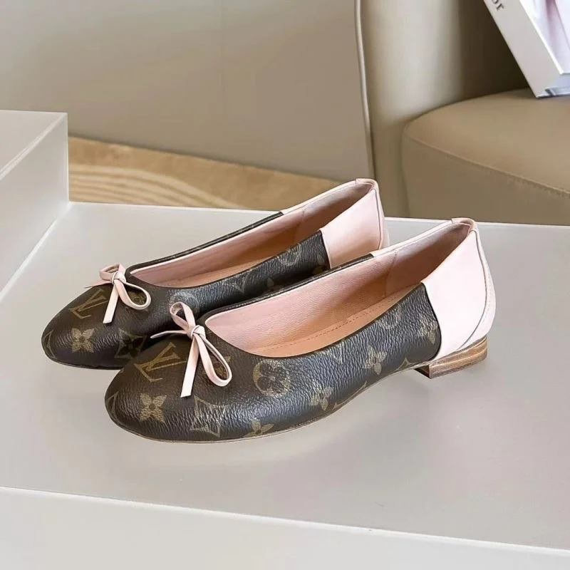 Louis Vuitton Flat Shoes Unique 31312