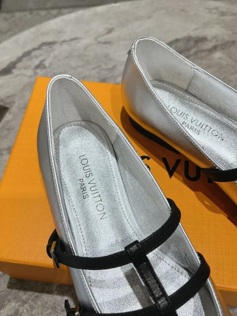 Affordable Louis Vuitton Flat Shoes 31307