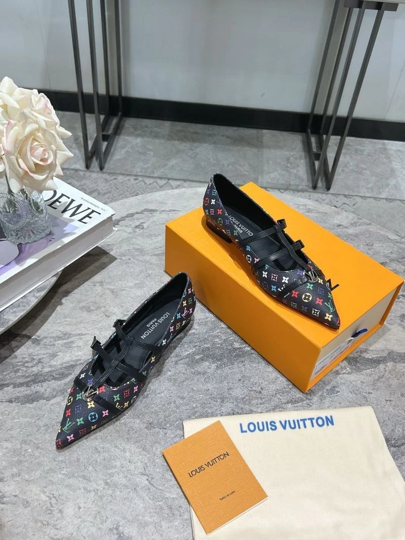 MoistureWicking Louis Vuitton Flat Shoes 31311