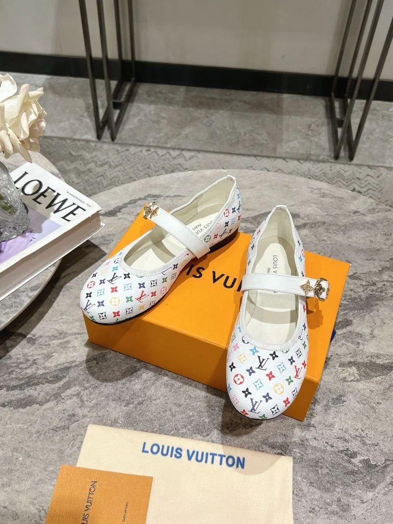 Timeless Louis Vuitton Flat Shoes 31291