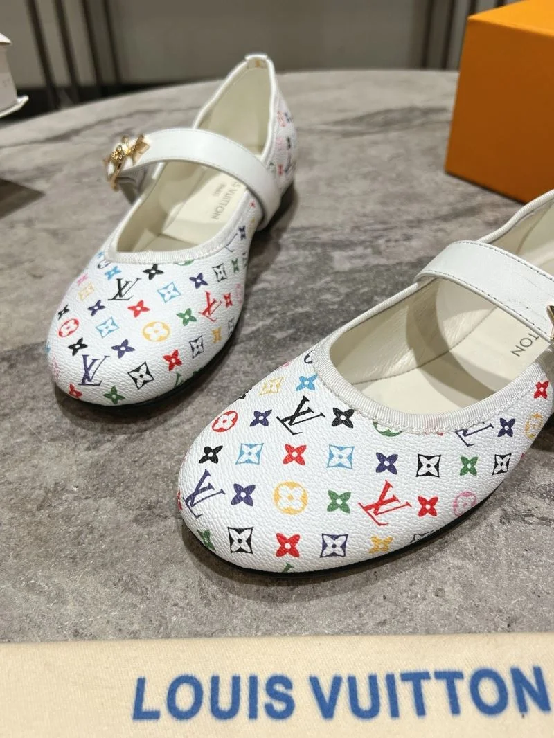 Timeless Louis Vuitton Flat Shoes 31291