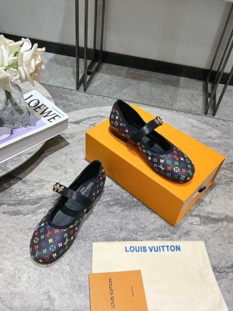 AllSeason Louis Vuitton Flat Shoes 31308