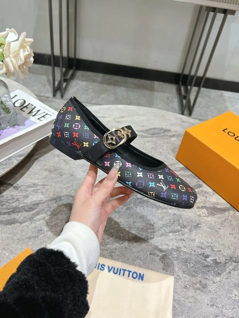 AllSeason Louis Vuitton Flat Shoes 31308