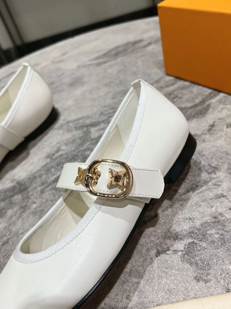 Louis Vuitton Flat Shoes Minimalist 31309